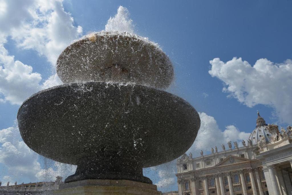 Air Vatican Rome Luaran gambar